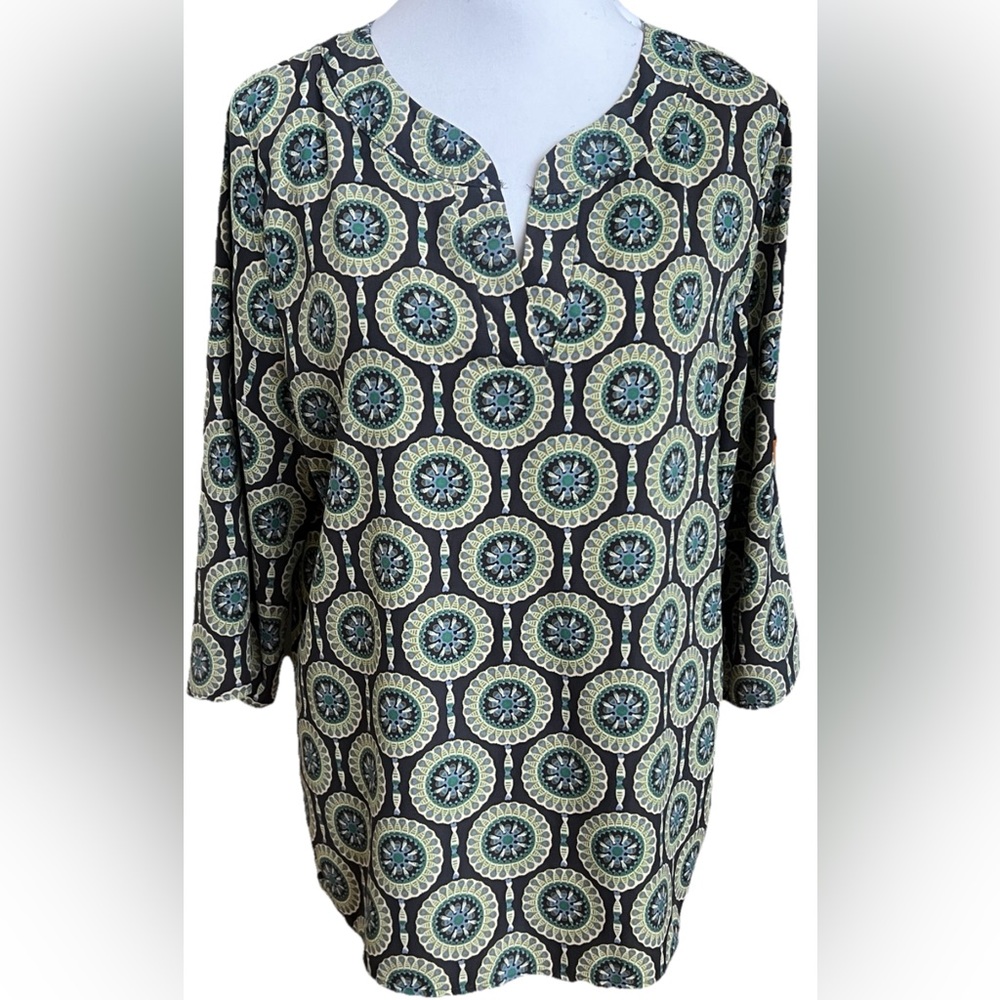 FREEWAY Buckle Dark Gray Rayon Blouse With Lime Green + Blue Medallions Medium